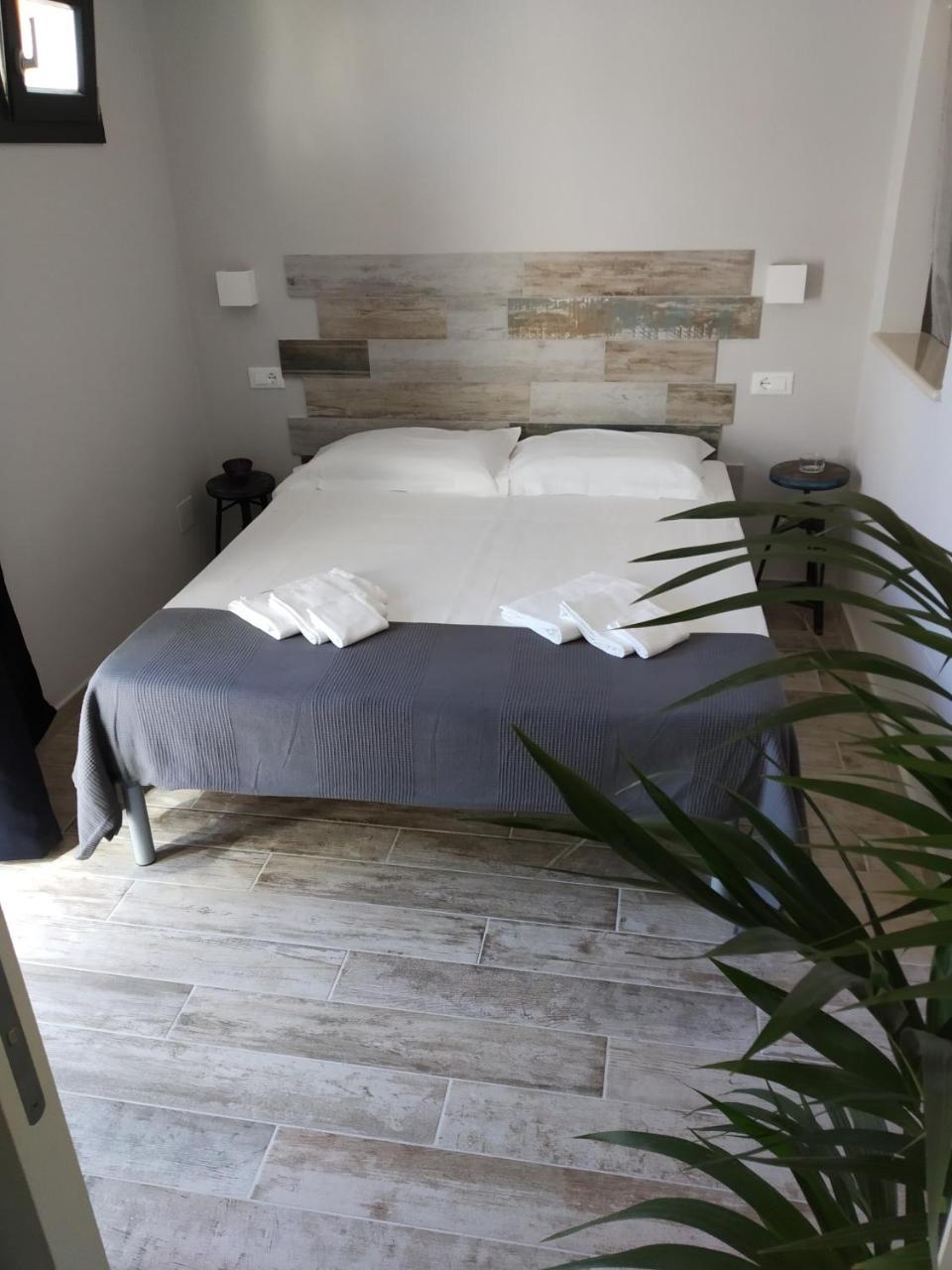 Aparthotel Dimora "I Santi Patroni" Lecce Exteriér fotografie