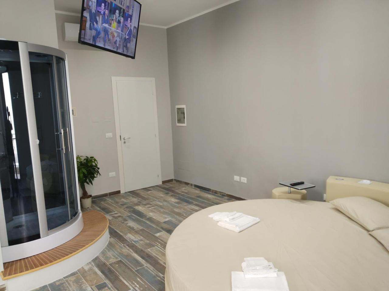 Aparthotel Dimora "I Santi Patroni" Lecce Exteriér fotografie
