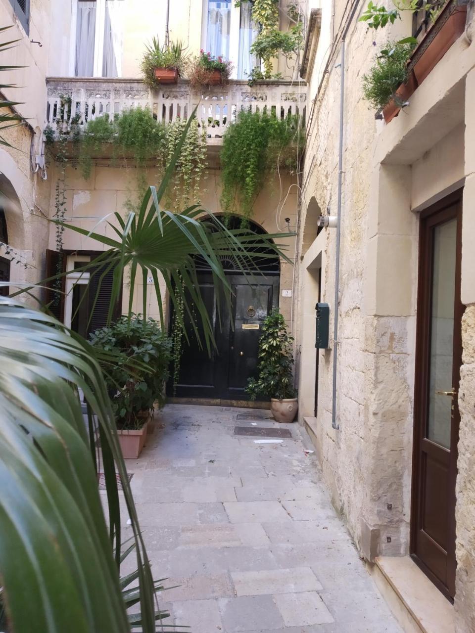 Aparthotel Dimora "I Santi Patroni" Lecce Exteriér fotografie