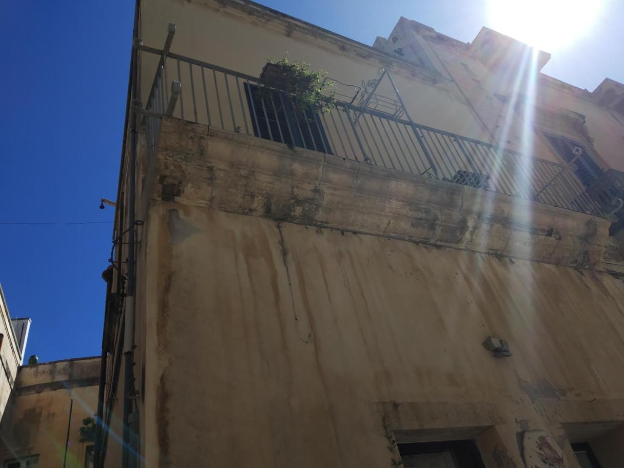 Aparthotel Dimora "I Santi Patroni" Lecce Exteriér fotografie
